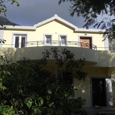 Apartments Ognjenovic Risan Exterior foto