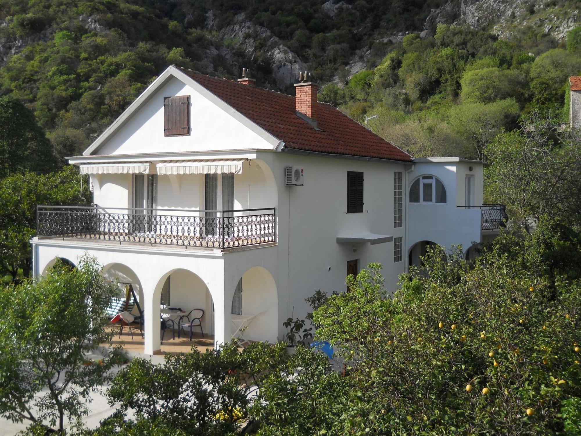 Apartments Ognjenovic Risan Exterior foto